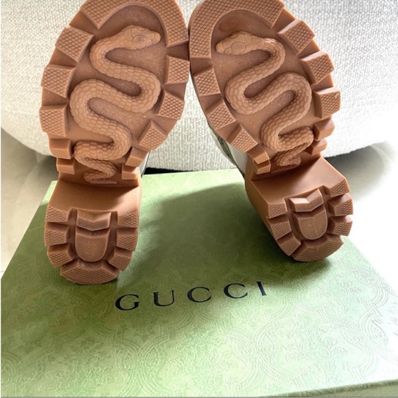 Gucci boots 
Authentic!!! 
In great condition!! - Picture 5 of 5